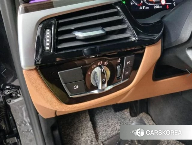 BMW 5 Series (G30) 2020 Черный из Кореи, фото 3