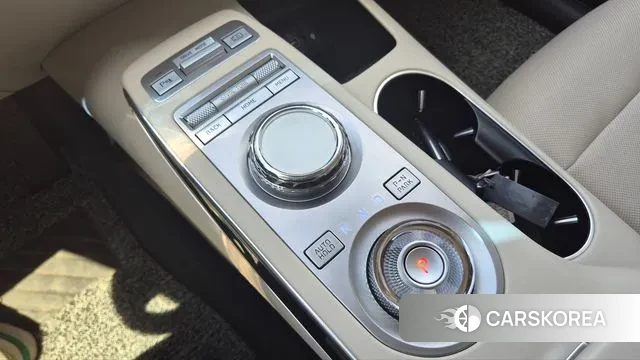 Genesis GV70 2023 Белый из Кореи, фото 3