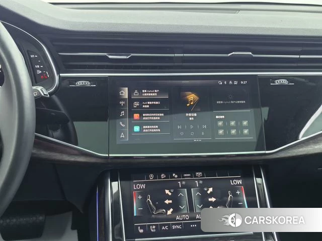 Audi Q7 2021 Черный из Китая, фото 3