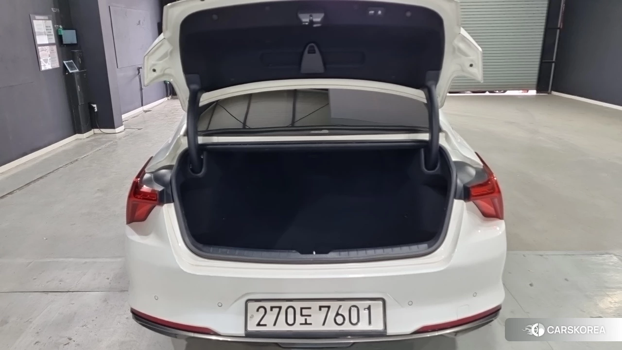 Kia K8 Hybrid 2022 Белый из Кореи, фото 3