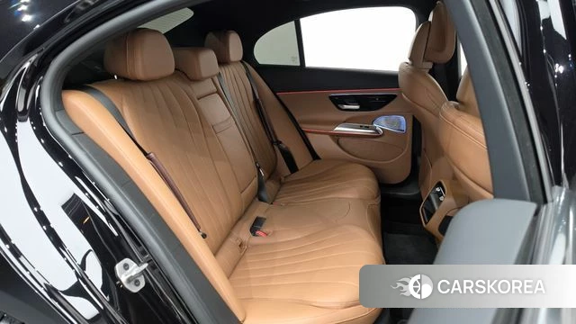 Mercedes-Benz E-Class W214 2024 Черный из Кореи, фото 3