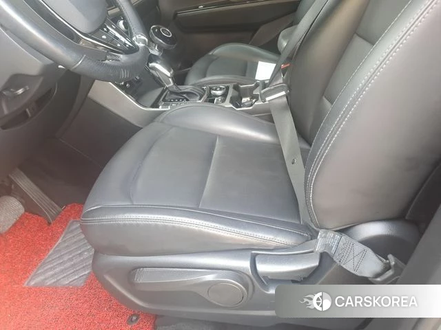 Ssangyong Beautiful Korando 2020 Серый из Кореи, фото 3
