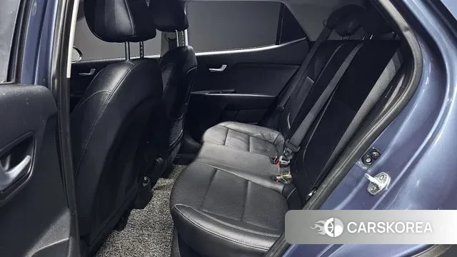 Kia Stonic 2019 Синий из Кореи, фото 3