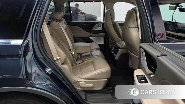 Lincoln Aviator 2nd generation 2023 Синий из Кореи, фото 3