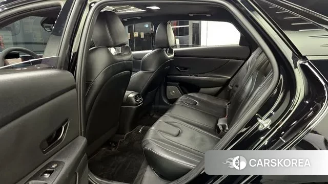 Hyundai Avante (CN7) 2022 Черный из Кореи, фото 3