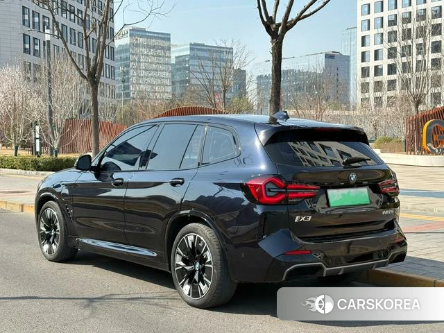 BMW iX3 2024 Черный из Китая, фото 3