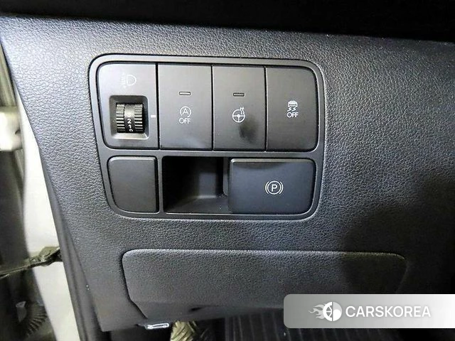 Hyundai Staria 2021 Серебряный из Кореи, фото 3
