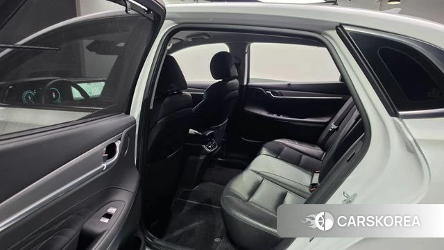 Hyundai The New Grandeur IG Hybrid 2021 Белый из Кореи, фото 3