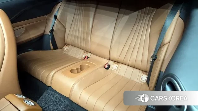 Mercedes-Benz E-Class W213 2023 Белый из Кореи, фото 3