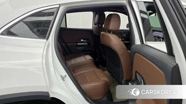 Mercedes-Benz GLA - Class H247 2021 Белый из Кореи, фото 3