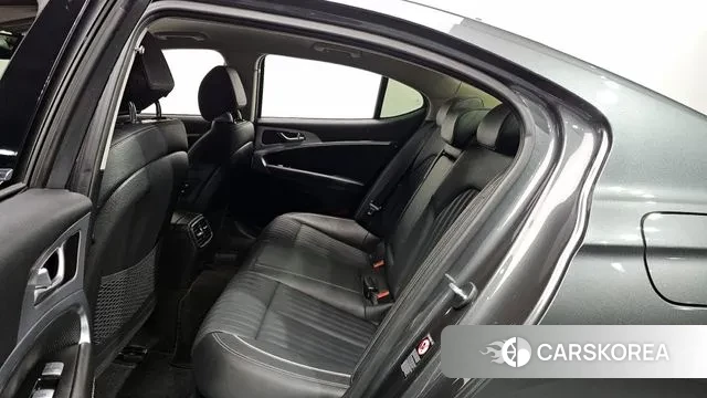 Genesis G70 id 3494212 из Кореи 3