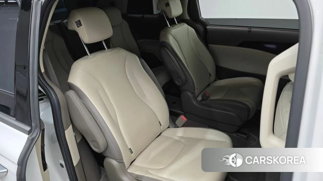 Kia Carnival 4th generation 2021 Белый из Кореи, фото 3