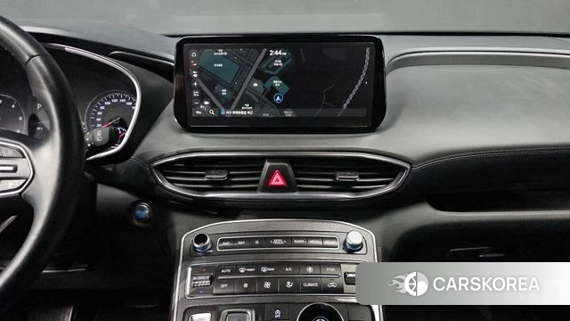 Hyundai The New Santa Fe 2023 Белый из Кореи, фото 3