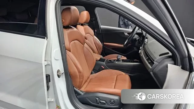 Audi A4 (B9) 2023 Белый из Кореи, фото 3