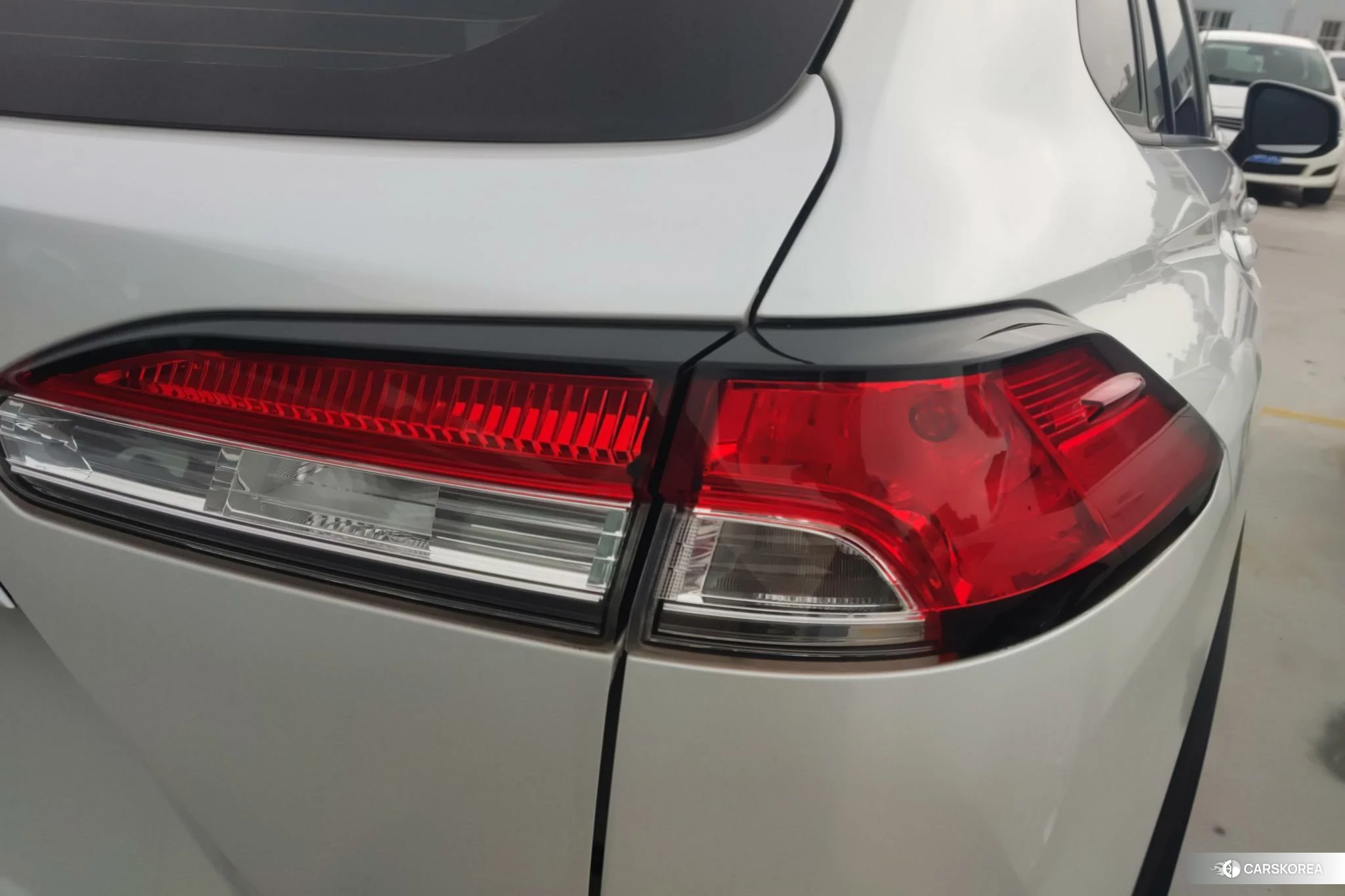 Toyota Corolla Sharp amplifier 2022 Белый из Китая, фото 3