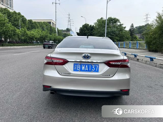 Toyota Camry 2022 Шампань из Китая, фото 3