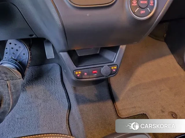 Kia The New Kia Ray 2023 Белый из Кореи, фото 3