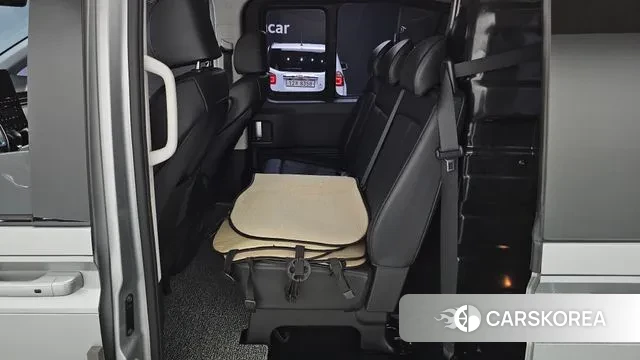 Hyundai Staria 2022 Серебряный из Кореи, фото 3