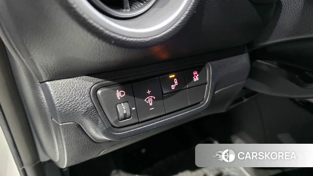 Kia The New K3 2nd generation 2021 Белый из Кореи, фото 3