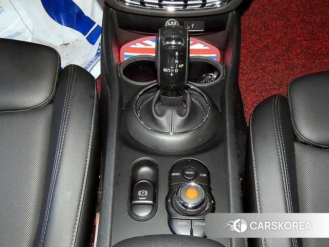 Mini Cooper Clubman 2020 Красный из Кореи, фото 3