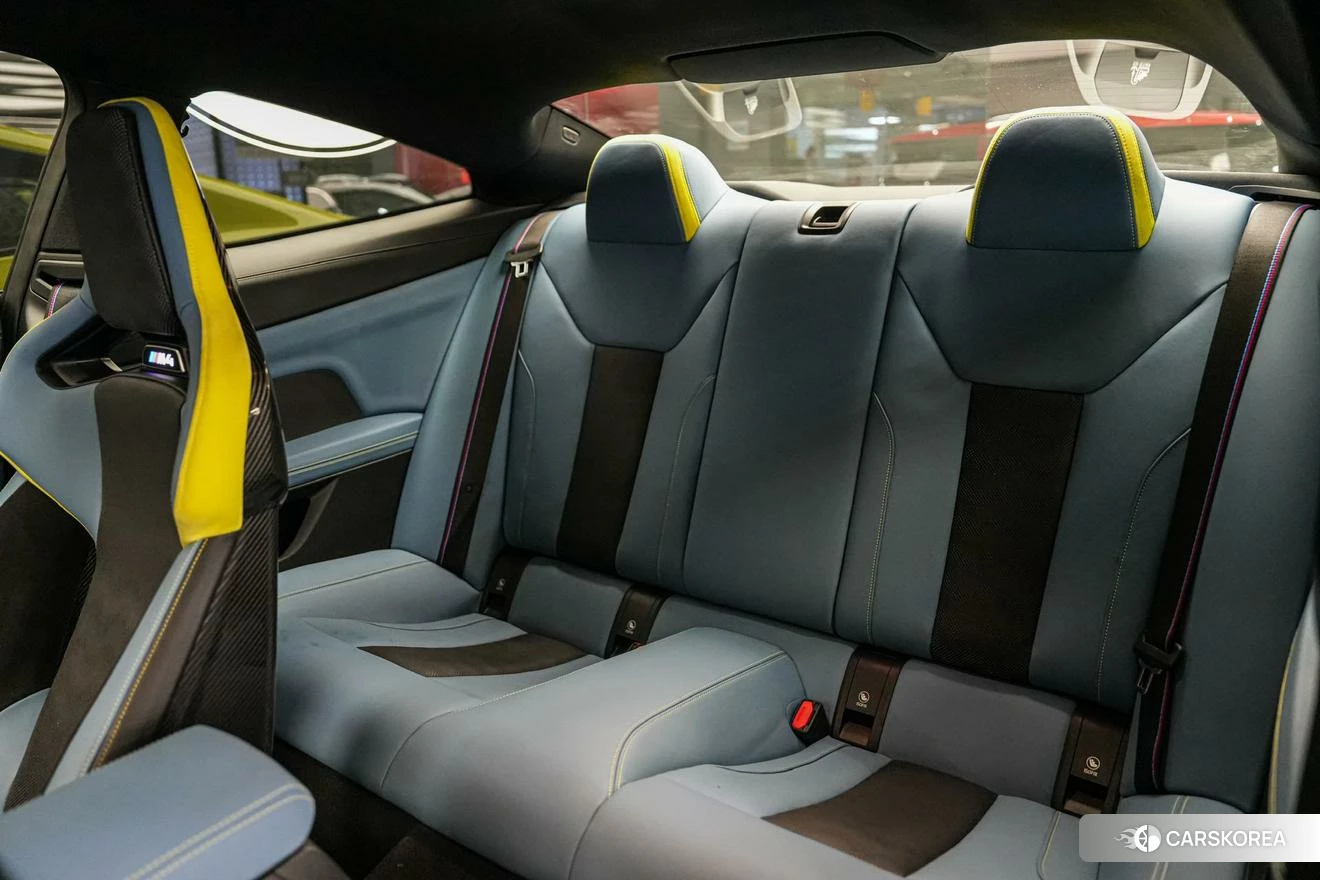 BMW M4 2023 Желтый из Китая, фото 3