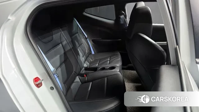 Hyundai Veloster (JS) 2019 Белый из Кореи, фото 3