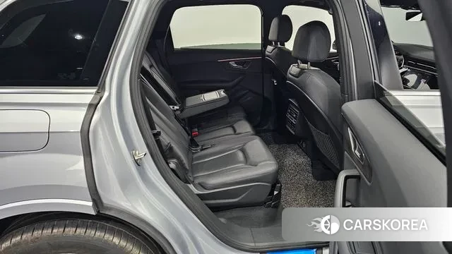 Audi Q7 (4M) 2020 Серебряный из Кореи, фото 3