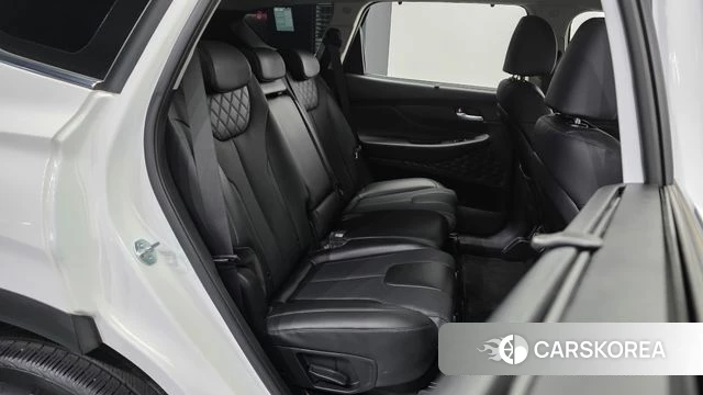 Hyundai The New Santa Fe 2023 Белый из Кореи, фото 3