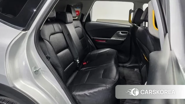 Kia Niro Plus 2022 Серебряный из Кореи, фото 3