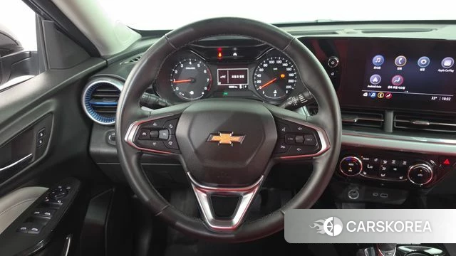 Chevrolet (GM Daewoo) Trax Crossover 2023 Черный из Кореи, фото 3