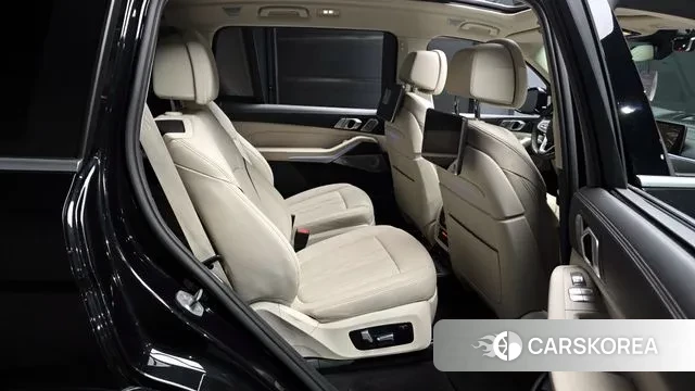 BMW X7 (G07) 2021 Черный из Кореи, фото 3