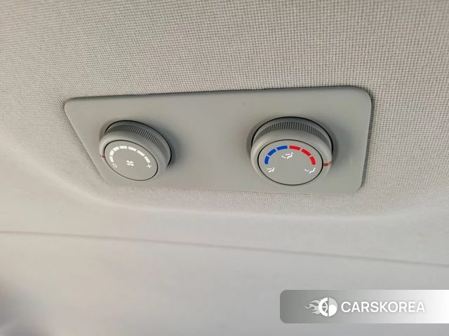 Hyundai The New Grand Starex 2019 Желтый из Кореи, фото 3