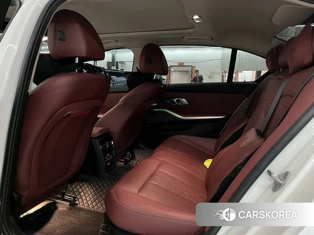 BMW 3 series 2024 Белый из Китая, фото 3
