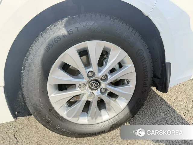 Toyota Corolla 2022 Белый из Китая, фото 3