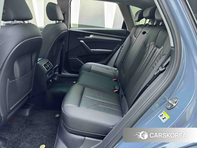 Audi Q5L 2023 Синий из Китая, фото 3