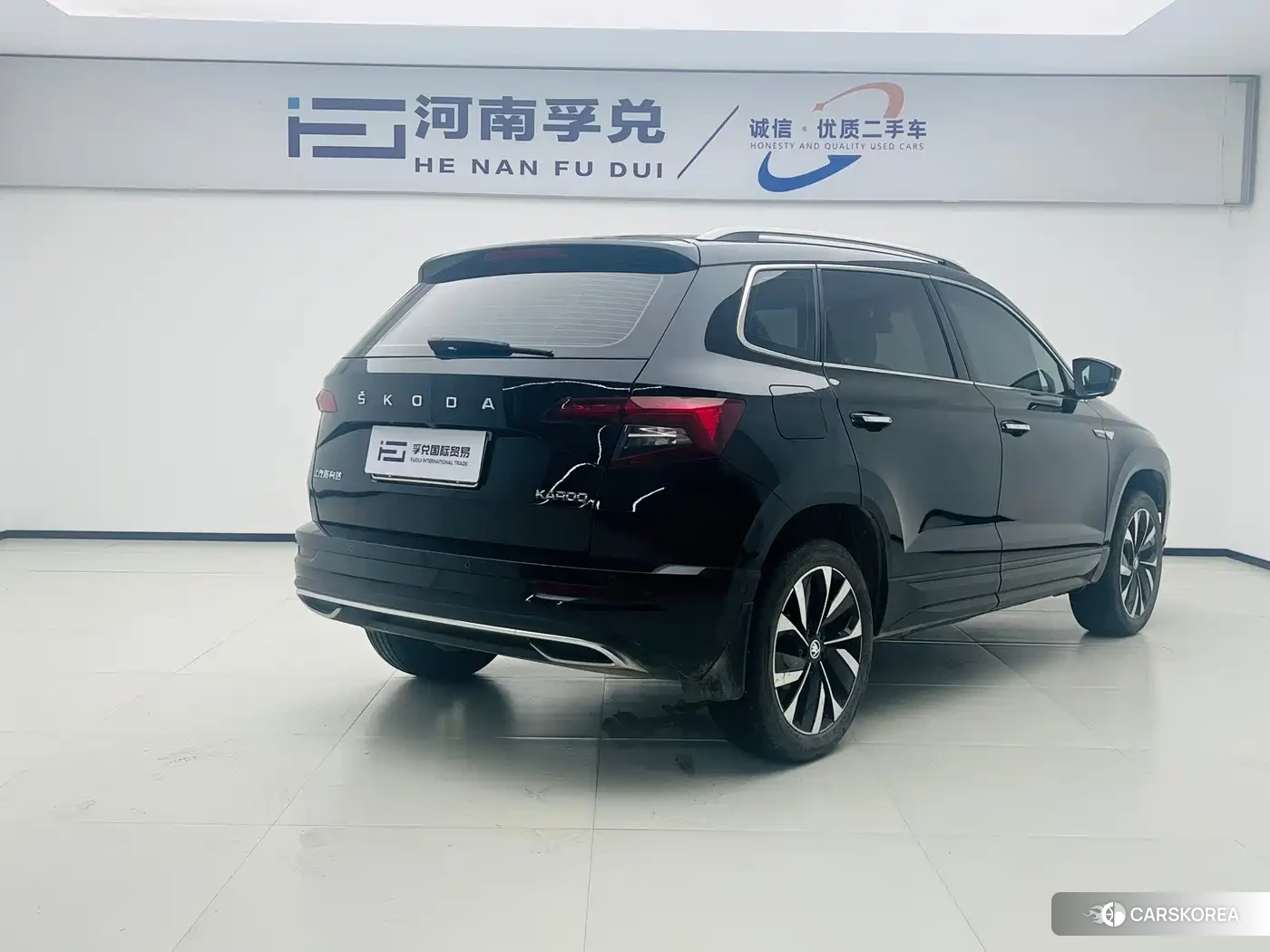 Skoda Krok 2023 Черный из Китая, фото 3