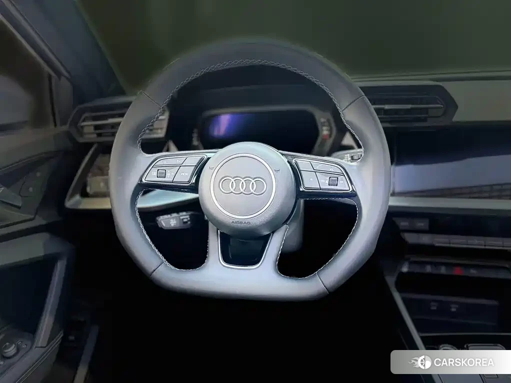 Audi A3 2023 Белый из Китая, фото 3