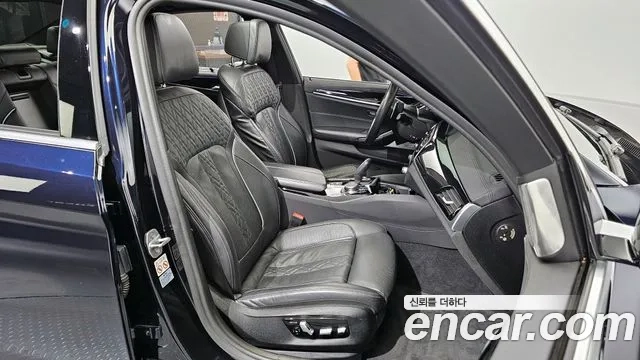 BMW 5 Series (G30) 2019 Черный из Кореи, фото 3