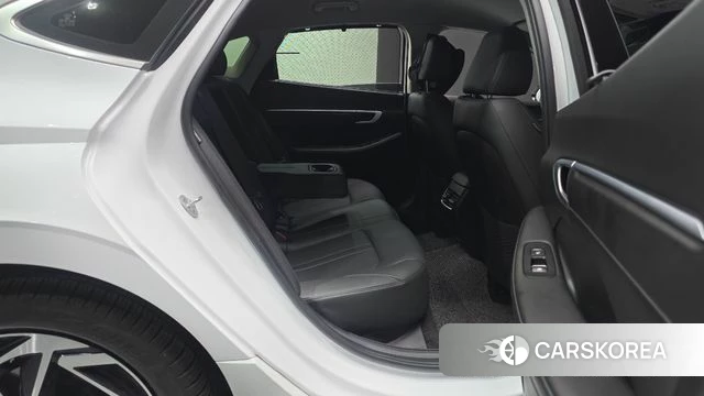 Hyundai Sonata D Edge (DN8) 2024 Белый из Кореи, фото 3