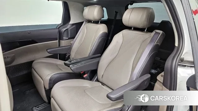 Kia The New Carnival 4th Generation 2023 Белый из Кореи, фото 3