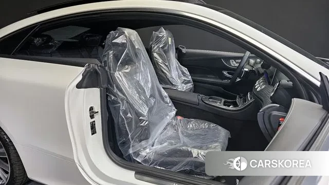 Mercedes-Benz E-Class W213 2023 Белый из Кореи, фото 3