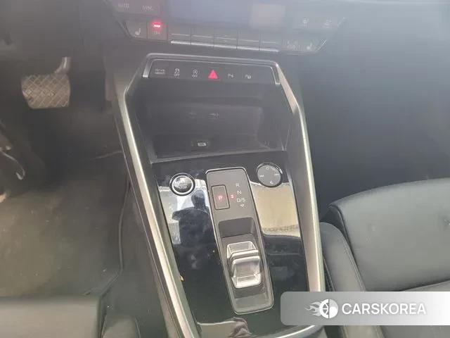 Audi A3 (8Y) 2022 Черный из Кореи, фото 3