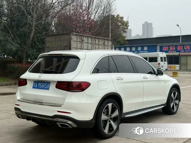 Mercedes-Benz GLC 2023 Белый из Китая, фото 3