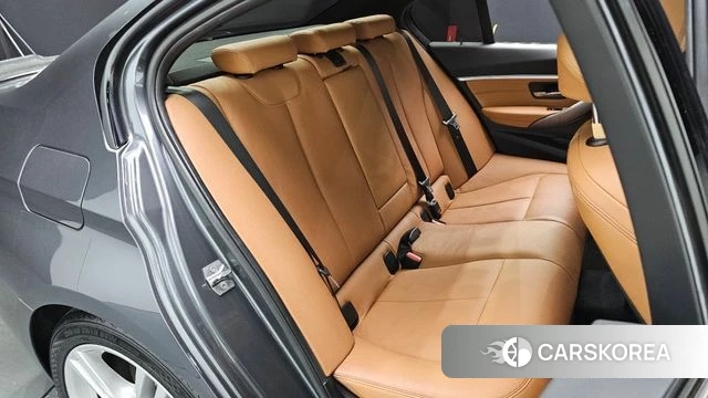 BMW 3 Series (F30) 2018 Серый из Кореи, фото 3