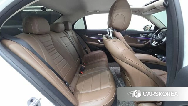 Mercedes-Benz E-Class W213 2020 Белый из Кореи, фото 3