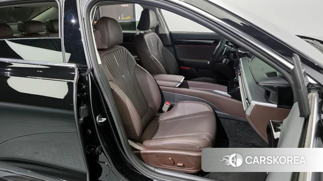 Hyundai Grandeur (GN7) 2023 Черный из Кореи, фото 3