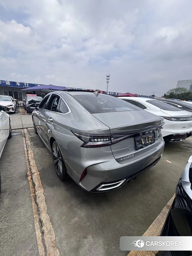 Chery Arrizo 8 2024 Серебристо-серый из Китая, фото 3