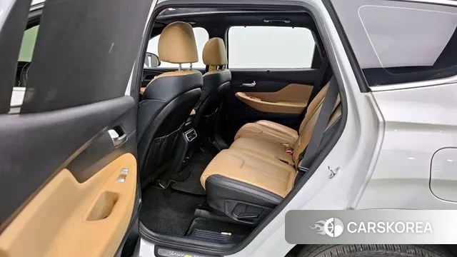 Hyundai The New Santa Fe 2021 Белый из Кореи, фото 3