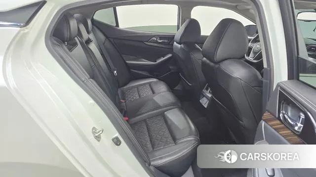 Nissan Maxima (A36) 2018 Белый из Кореи, фото 3