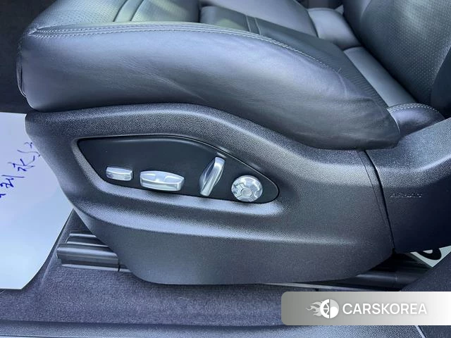Porsche Cayenne 2020 Черный из Китая, фото 3